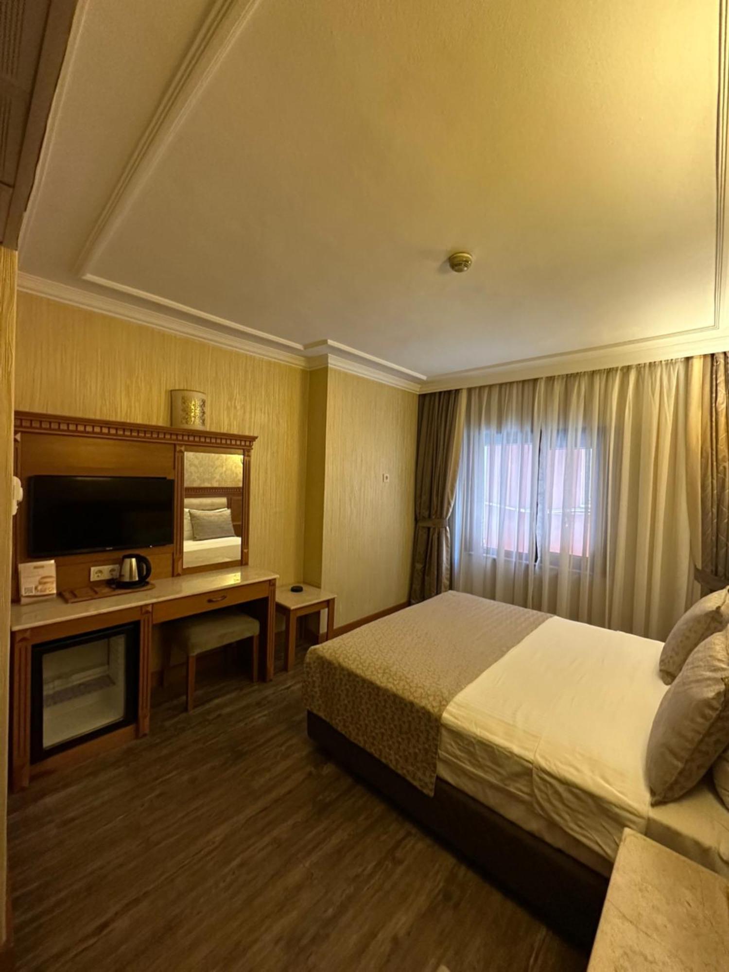 Dalan Hotel Istanbul Bagian luar foto